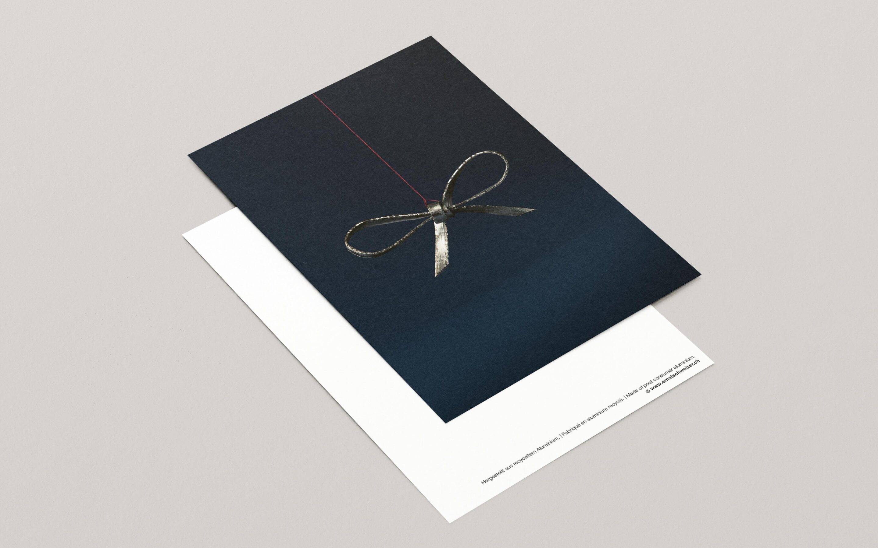 Schweizer_Weihnachtskarte_Postkarte_Schleife Schweizer Weihnachtskarte Postkarte Schleife aus Aludraht